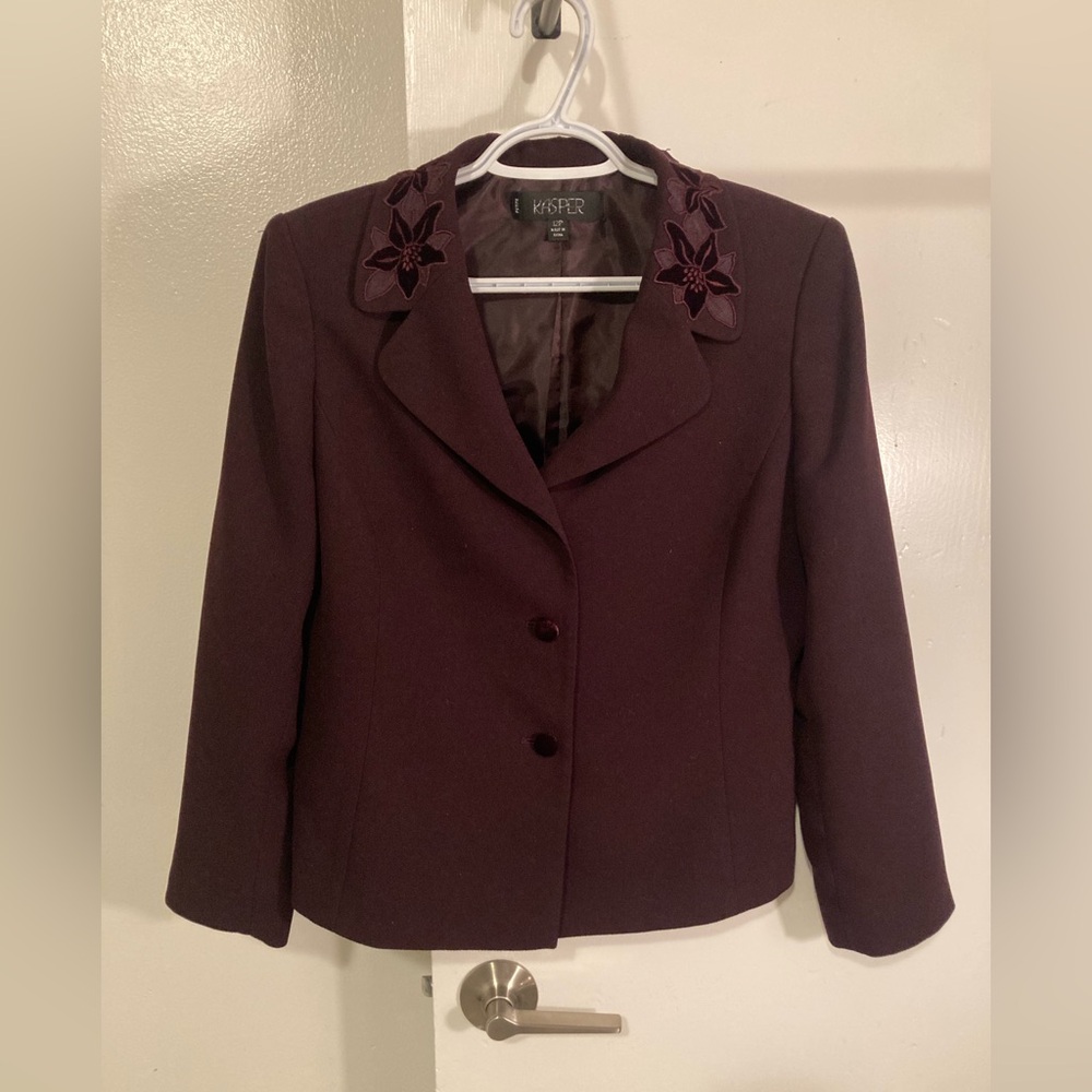 Kasper Women's Burgundy Blazer